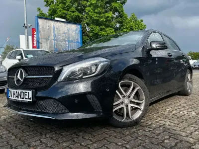 Gebraucht Mercedes A200 156 PS (114 kW) 2016 Schwarz Limousine