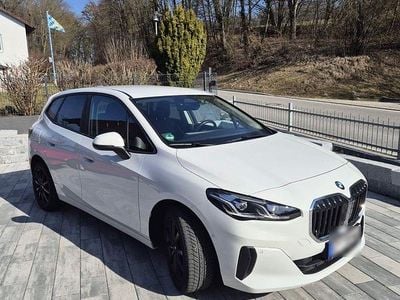 Gebraucht BMW 218 Luxury Line 136 PS (100 kW) 2023 Weiß Kombi