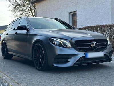 Gebraucht Mercedes E400 AMG 340 PS (250 kW) 2019 Grau Kombi