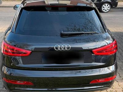 Gebraucht Audi Q3 140 PS (102 kW) 2013 Schwarz SUV