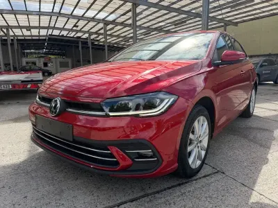 Gebraucht VW Polo Style 110 PS (80 kW) 2023 Rot Kleinwagen