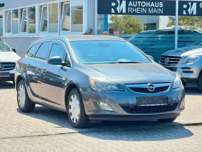 Gebraucht Opel Astra Sport 165 PS (121 kW) 2011 Grau Kombi