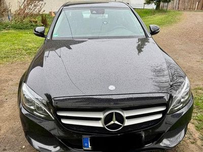Gebraucht Mercedes C220 170 PS (125 kW) 2015 Schwarz Limousine