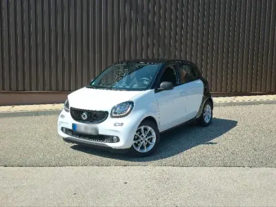 Gebraucht Smart ForFour 90 PS (66 kW) 2017 Weiß Kleinwagen