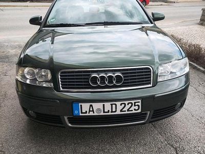 Gebraucht Audi A4 130 PS (95 kW) 2002 Grün Kombi