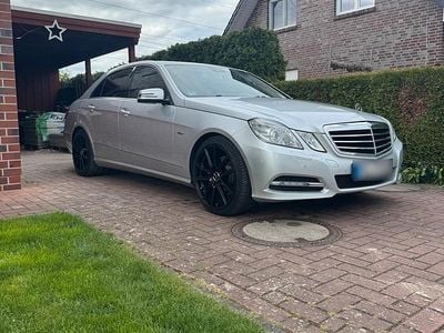 Gebraucht Mercedes E300 Avantgarde 231 PS (169 kW) 2011 Silber Limousine