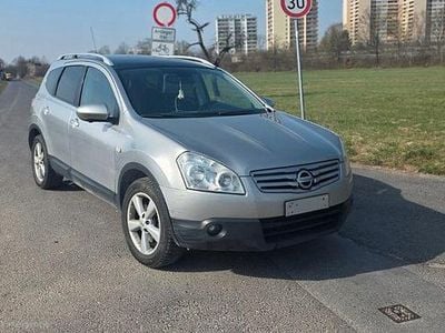 Gebraucht Nissan Qashqai +2 Tekna 150 PS (110 kW) 2009 Silber SUV