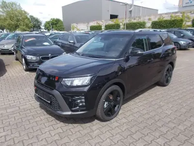 Neu SsangYong Tivoli 163 PS (119 kW) 2025 Schwarz SUV