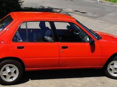 Peugeot 205