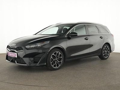 Gebraucht Kia Ceed GT-Line 160 PS (117 kW) 2023 Zilinaschwarz Kleinwagen