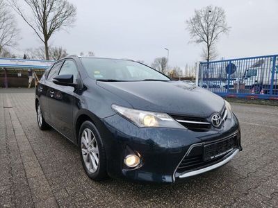Toyota Auris Touring Sports