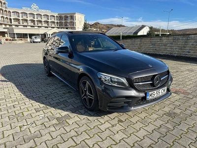 Usata Mercedes C300 245 CV (180 kW) 2019 Grigio Berlina