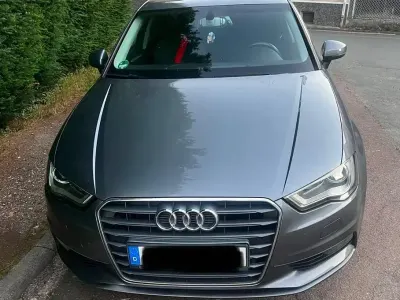 Gebraucht Audi A3 Ambition 140 PS (102 kW) 2014 Grau Limousine