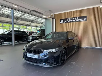 Gebraucht BMW 340 374 PS (275 kW) 2021 Saphirschwarz Kombi