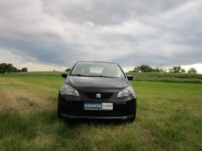Gebraucht Seat Mii Chic 75 PS (55 kW) 2015 "deep" schwarz Kleinwagen