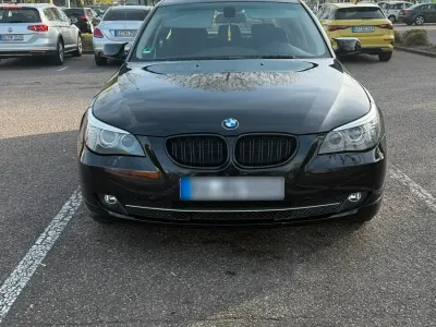 Second-hand BMW 525 193 CP (141 kW) 2007 Negru Berlinǎ