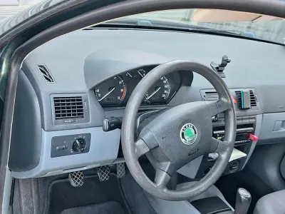 Usata Skoda Fabia 75 CV (55 kW) 2002 Grigio Station wagon