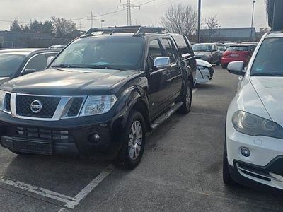 Gebraucht Nissan Navara 231 PS (169 kW) 2015 Schwarz Abholung