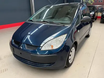 Gebraucht Mitsubishi Colt Inform 75 PS (55 kW) 2008 Blau Kleinwagen