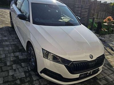 Weiß Gebraucht 2020 Skoda Octavia First Edition Kombi | 16.999 € (Teuer)