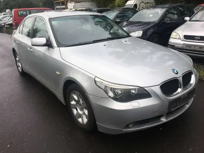 Gebraucht BMW 530 218 PS (160 kW) 2006 Titansilber metallic Limousine