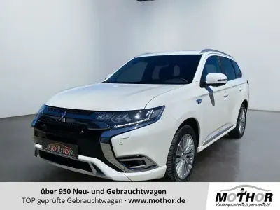 Gebraucht Mitsubishi Outlander P-HEV Top 224 PS (164 kW) 2019 Perlmuttweiss SUV