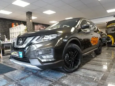 Gebraucht Nissan X-Trail Visia 150 PS (110 kW) 2019 Grün SUV