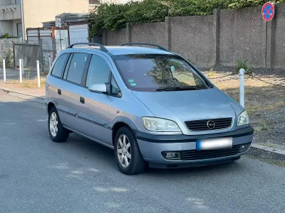 Gebraucht Opel Zafira 147 PS (108 kW) 2002 Grau Van / Kleinbus