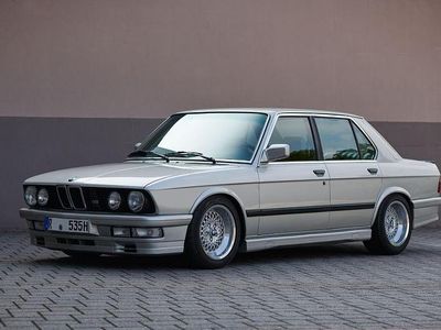 Gebraucht BMW M535 Performance 218 PS (160 kW) 1985 Silber Limousine