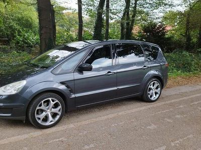 Gebraucht Ford S-MAX Titanium 175 PS (128 kW) 2009 Grau Van / Kleinbus