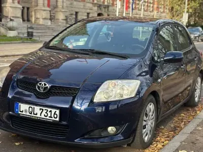 Gebraucht Toyota Auris Executive 124 PS (91 kW) 2007 Blau Kleinwagen