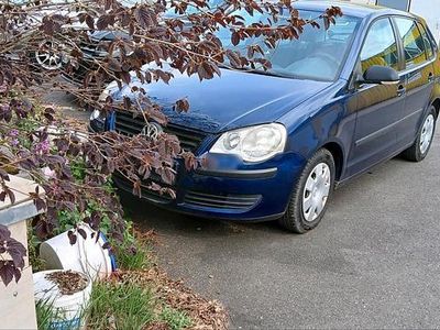 Gebraucht VW Polo 64 PS (47 kW) 2005 Blau Kleinwagen