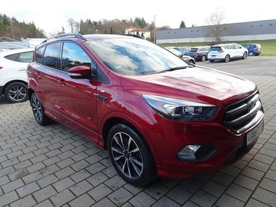 Usata Ford Kuga ST-Line 179 CV (131 kW) 2017 Rosso SUV