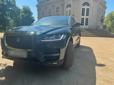 Gebraucht Jaguar F-Pace Prestige 180 PS (132 kW) 2017 Grün SUV