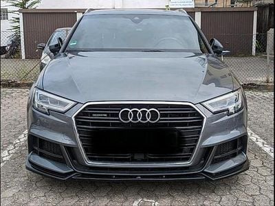Gebraucht Audi A3 Comfort 300 PS (220 kW) 2017 Grau Limousine