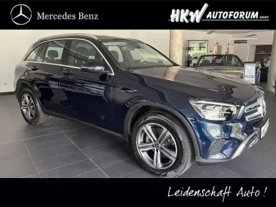 Gebraucht Mercedes GLC220 194 PS (142 kW) 2023 Blau SUV