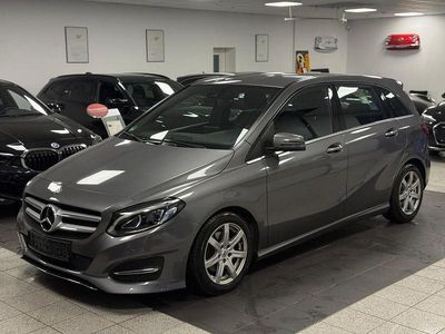 Gebraucht Mercedes B220 177 PS (130 kW) 2015 Grau Van / Kleinbus