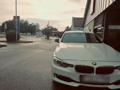 Gebraucht BMW 320 2012 Andere farben Limousine