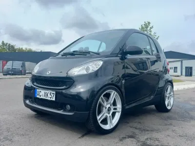 Gebraucht Smart ForTwo Coupé 84 PS (61 kW) 2010 Schwarz Coupé