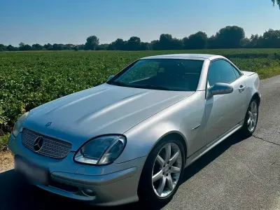 Gebraucht Mercedes SLK200 Edition 163 PS (119 kW) 2002 Silber Cabrio