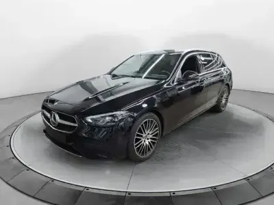 Gebraucht Mercedes C200 Avantgarde 163 PS (119 kW) 2024 Schwarz Limousine