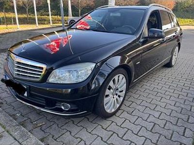 Mercedes C320