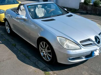 Gebraucht Mercedes SLK280 231 PS (169 kW) 2006 Silber Cabrio