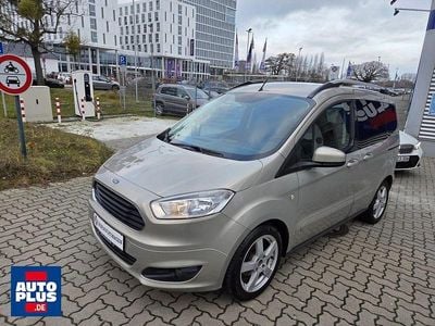 Gebraucht Ford Tourneo Courier Titanium 101 PS (74 kW) 2016 Silber Van / Kleinbus