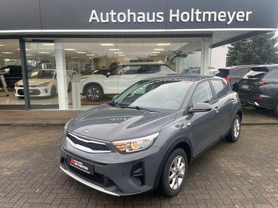 Grau Gebraucht 2020 Kia Stonic Edition 7 SUV | 15.950 € (Fairer Preis)