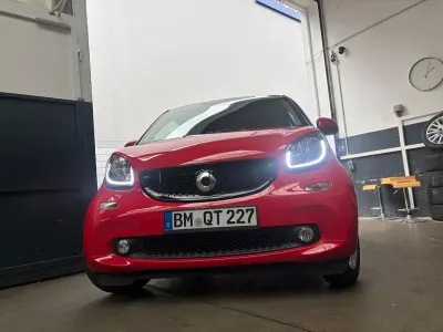 Gebraucht Smart ForTwo Coupé 71 PS (52 kW) 2017 Rot Coupé