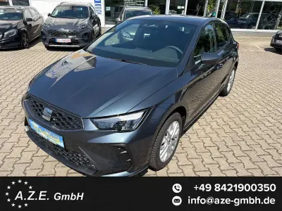 Neu Seat Ibiza Style 95 PS (69 kW) 2026 Magenticgraumet. Kleinwagen