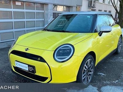 Gebraucht Mini Cooper Coupé Classic 160 kW (218 PS) 2024 Sunny side yellow Coupé