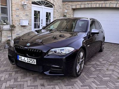 BMW M550