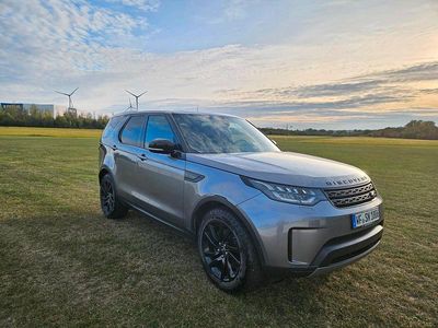 Land Rover Discovery 5